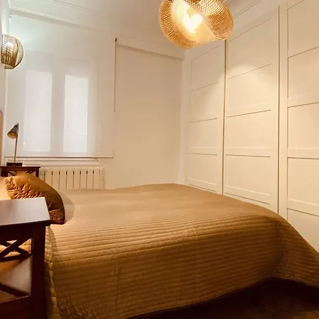 Quiet And Cozy Downtown * A Coruna